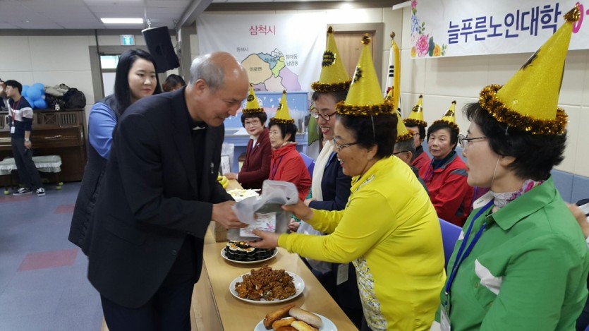 4월 생신잔치3.jpg